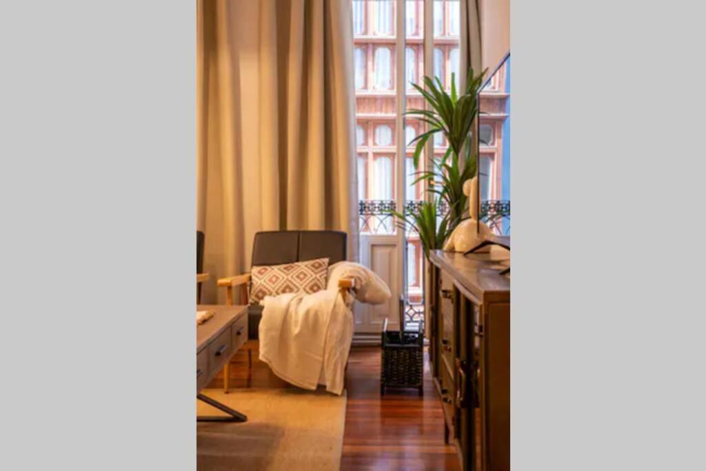 Exclusivo Apartamento En El Casco Viejo 毕尔巴鄂 外观 照片