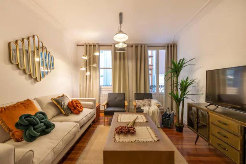 Exclusivo Apartamento En El Casco Viejo 毕尔巴鄂 外观 照片